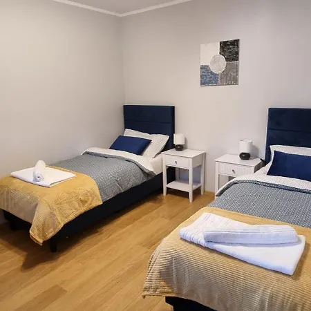 Lesna 10 Apartament *