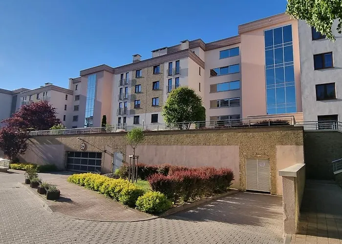 Apartment Lesna 10 *